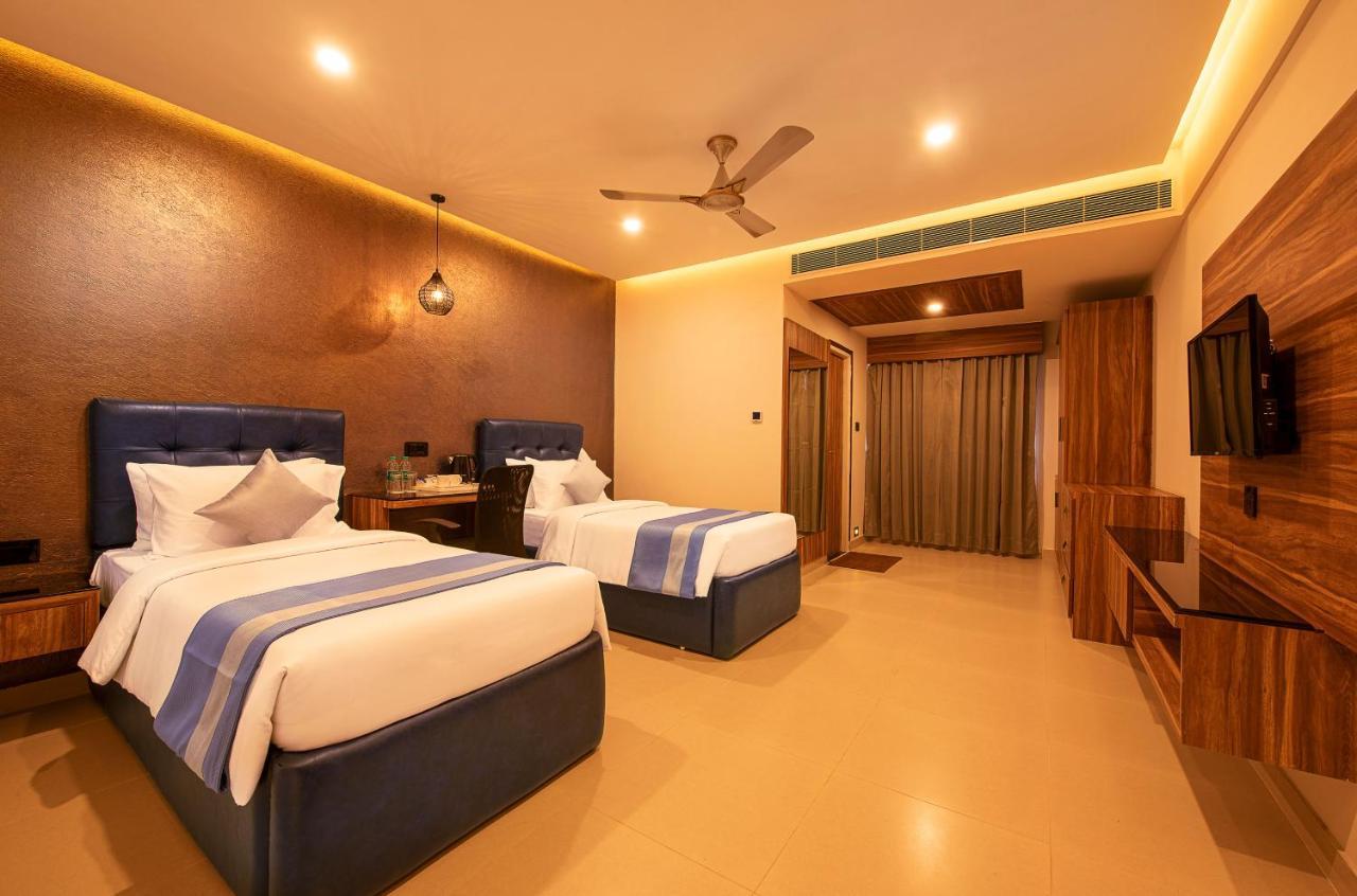Hometown Galleria Manipal Luaran gambar