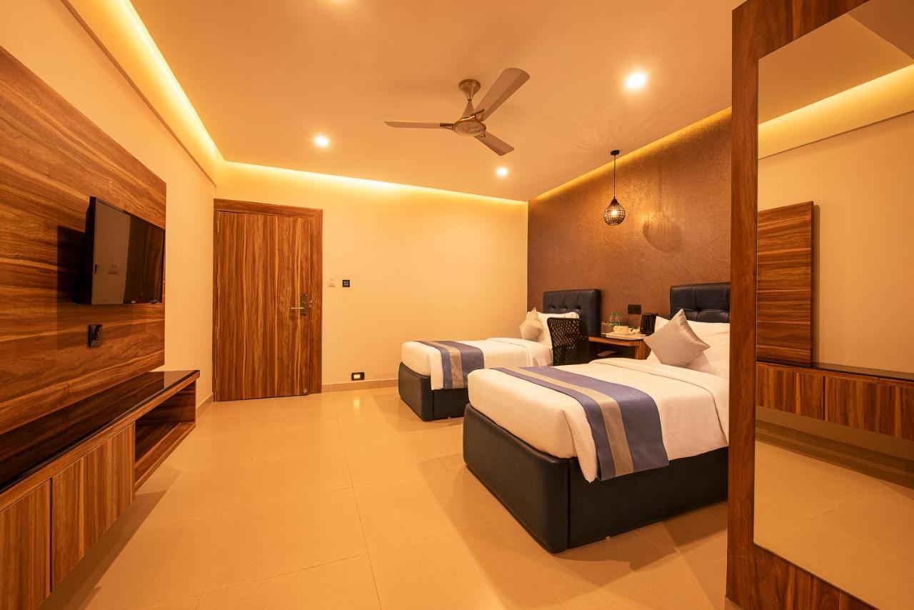 Hometown Galleria Manipal Luaran gambar