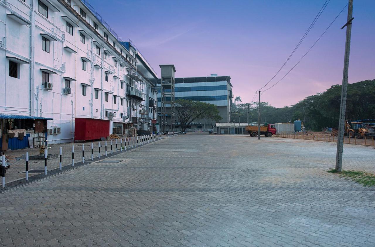 Hometown Galleria Manipal Luaran gambar