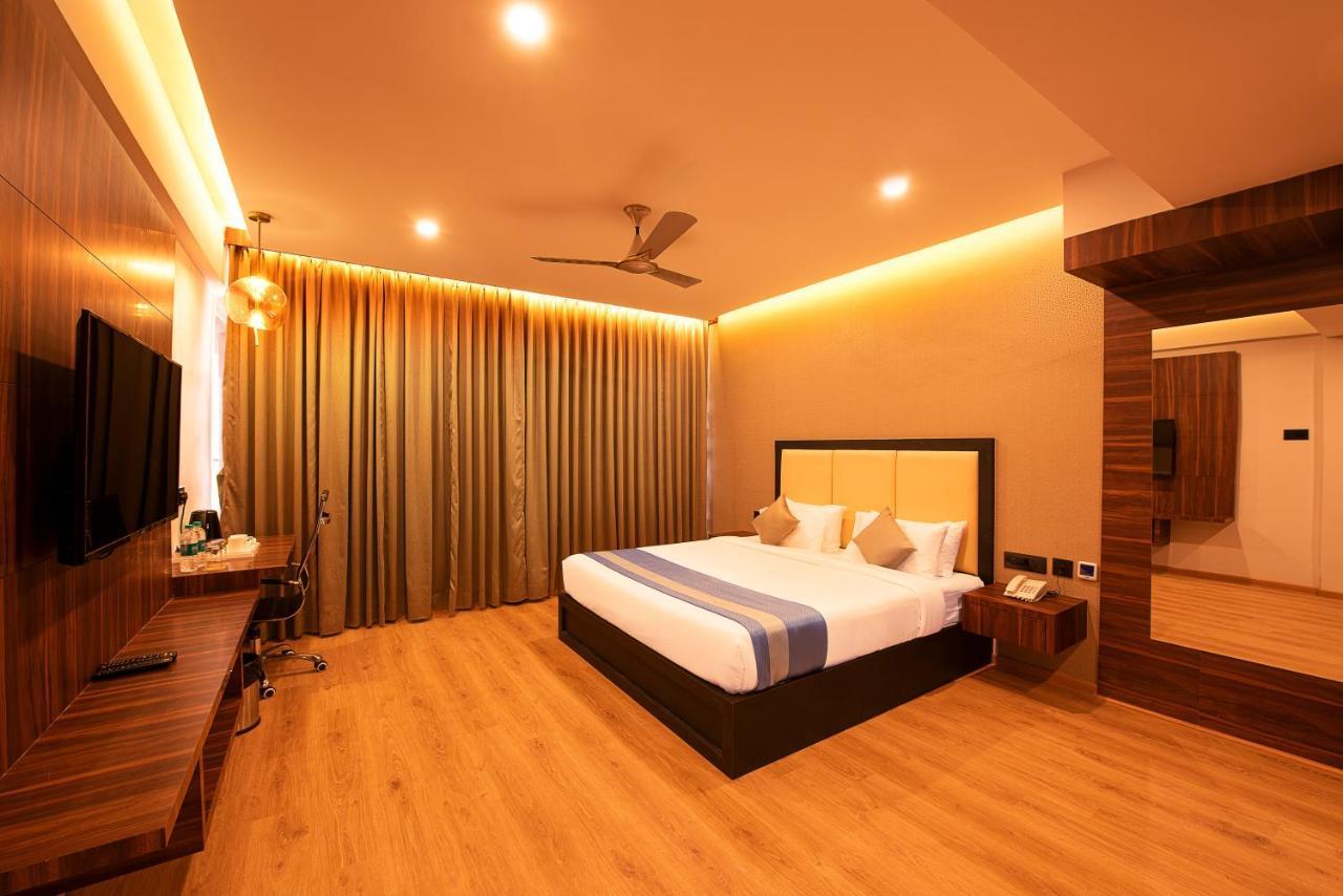 Hometown Galleria Manipal Luaran gambar